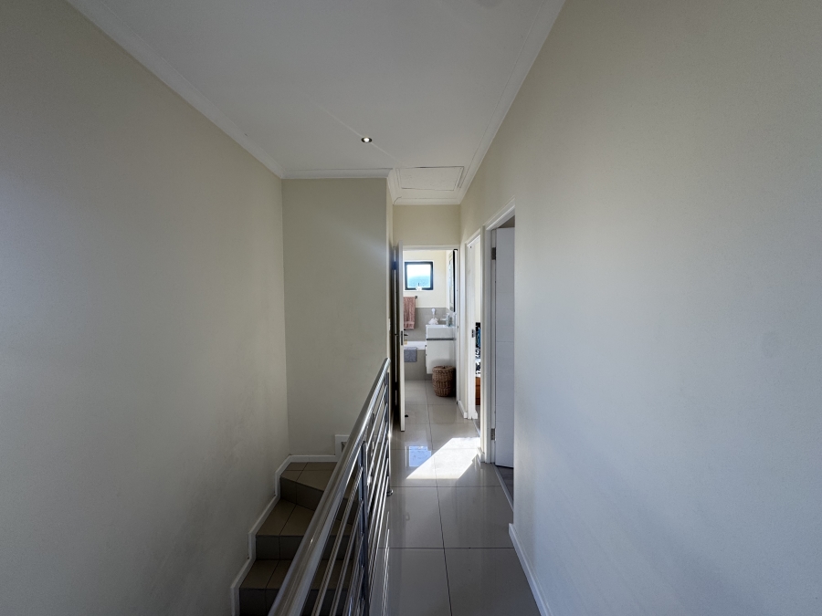 3 Bedroom Property for Sale in Parklands North Western Cape